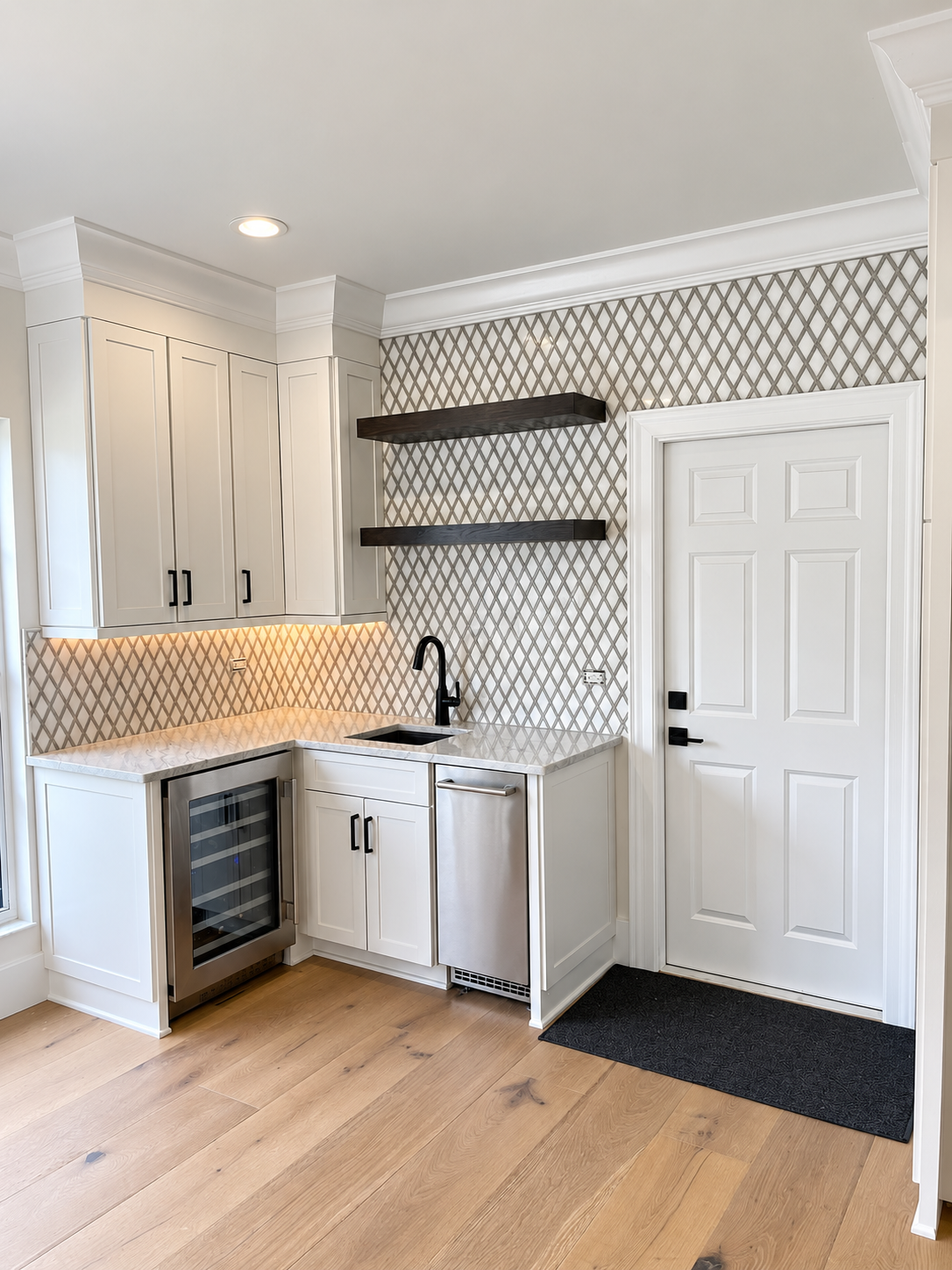 Built-in beverage station